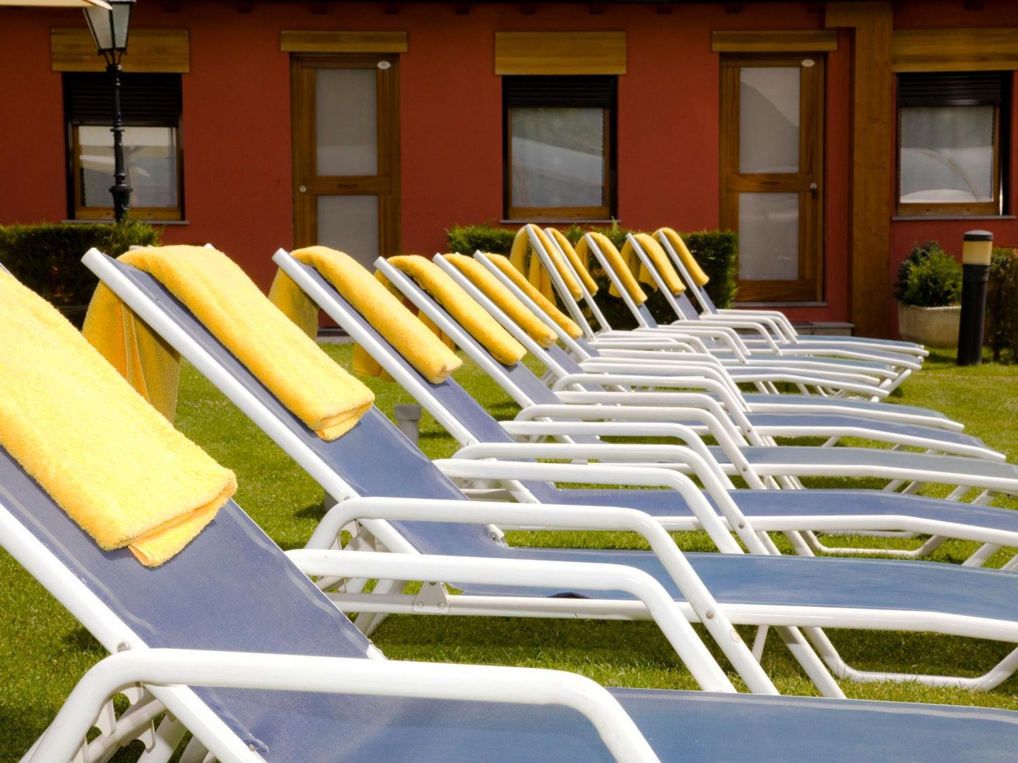 Hotel Del Lago Puigcerda Exterior photo