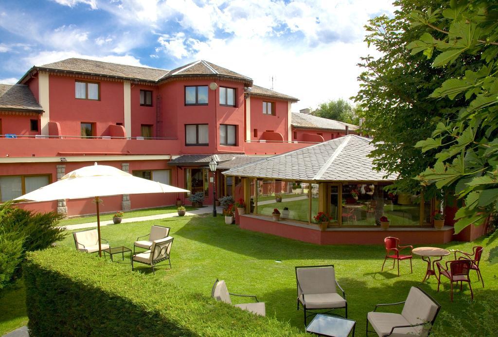 Hotel Del Lago Puigcerda Exterior photo